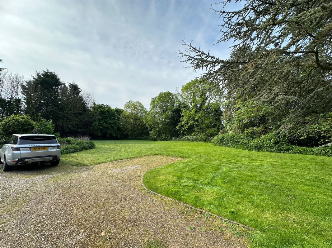 Barnby Grange, Back Lane, Barnby in the Willows, Newark, Nottinghamshire, NG24 2SD