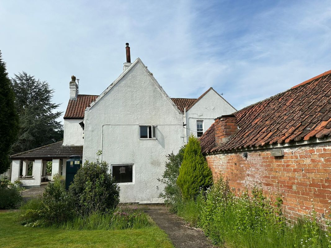 Barnby Grange, Back Lane, Barnby in the Willows, Newark, Nottinghamshire, NG24 2SD