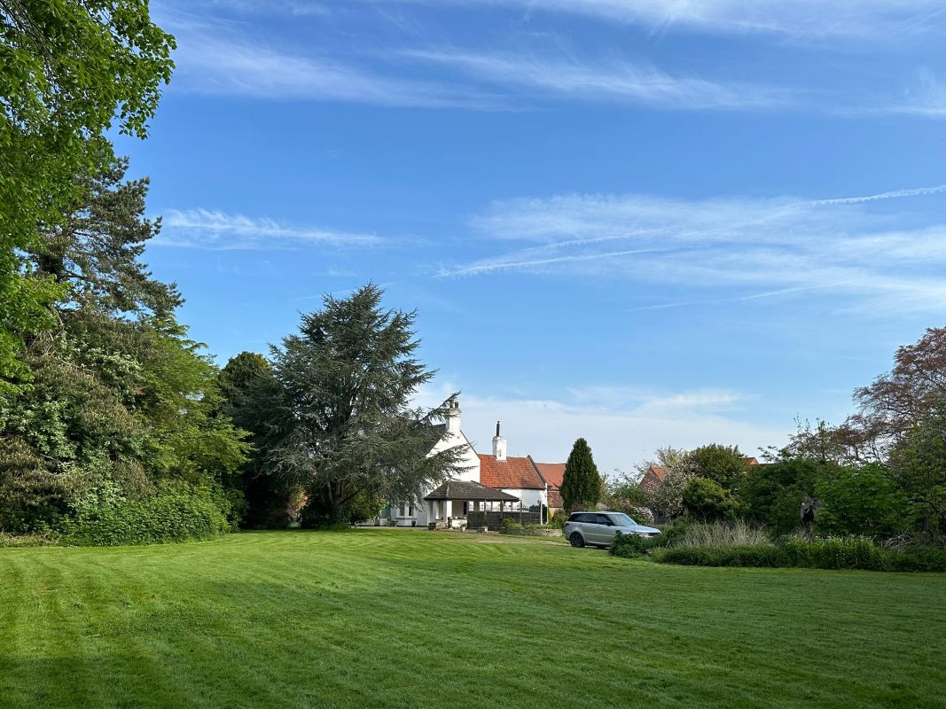 Barnby Grange, Back Lane, Barnby in the Willows, Newark, Nottinghamshire, NG24 2SD