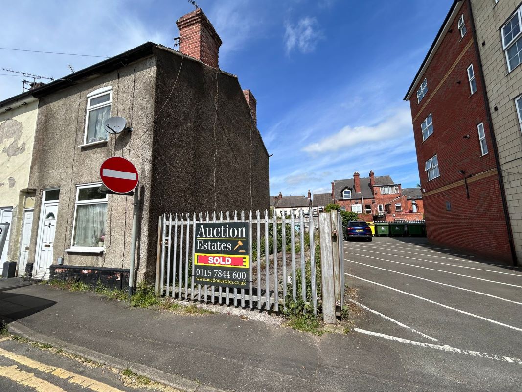Commercial Yard on, Crossley Street, Ripley, Derbyshire, DE5 3EE