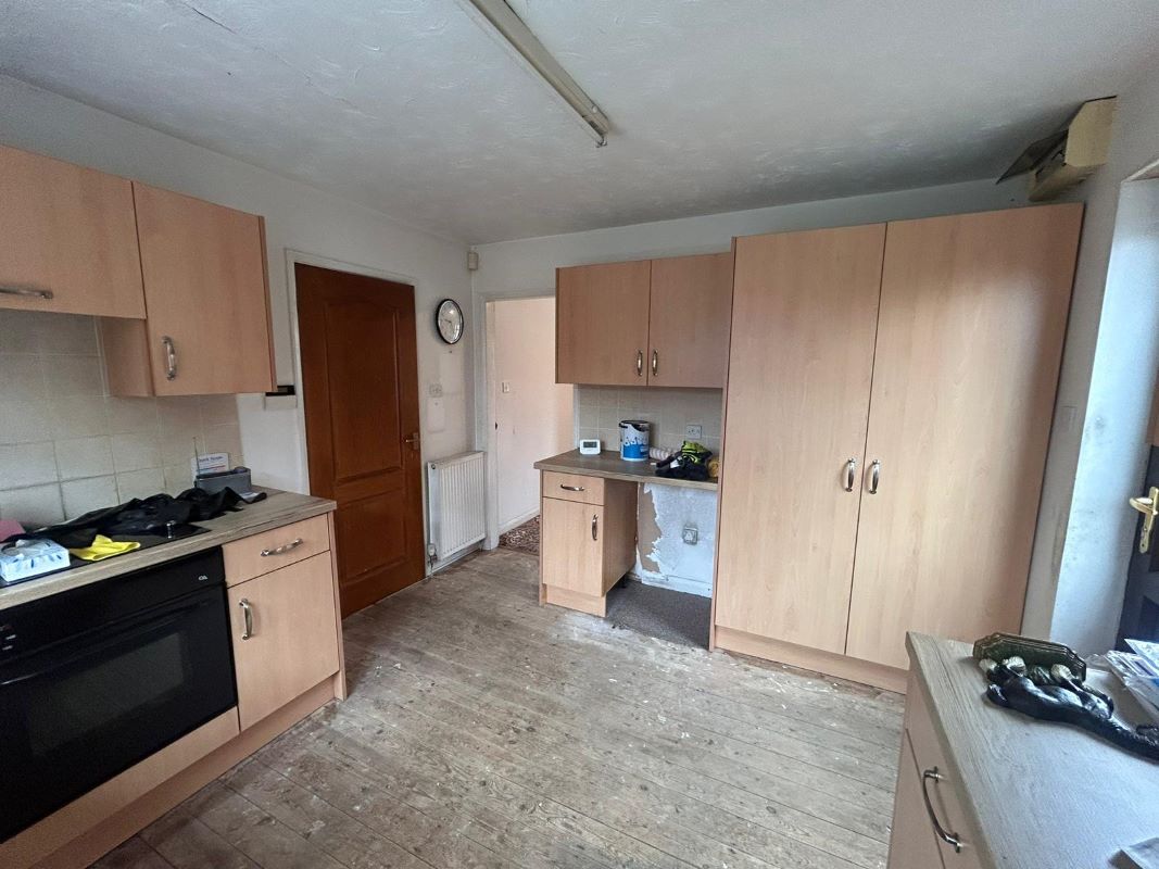 Lot 45 Porterhouse Road, Ripley, Derbyshire, DE5 3FL Auction Lot £195,000+ Auction Estates