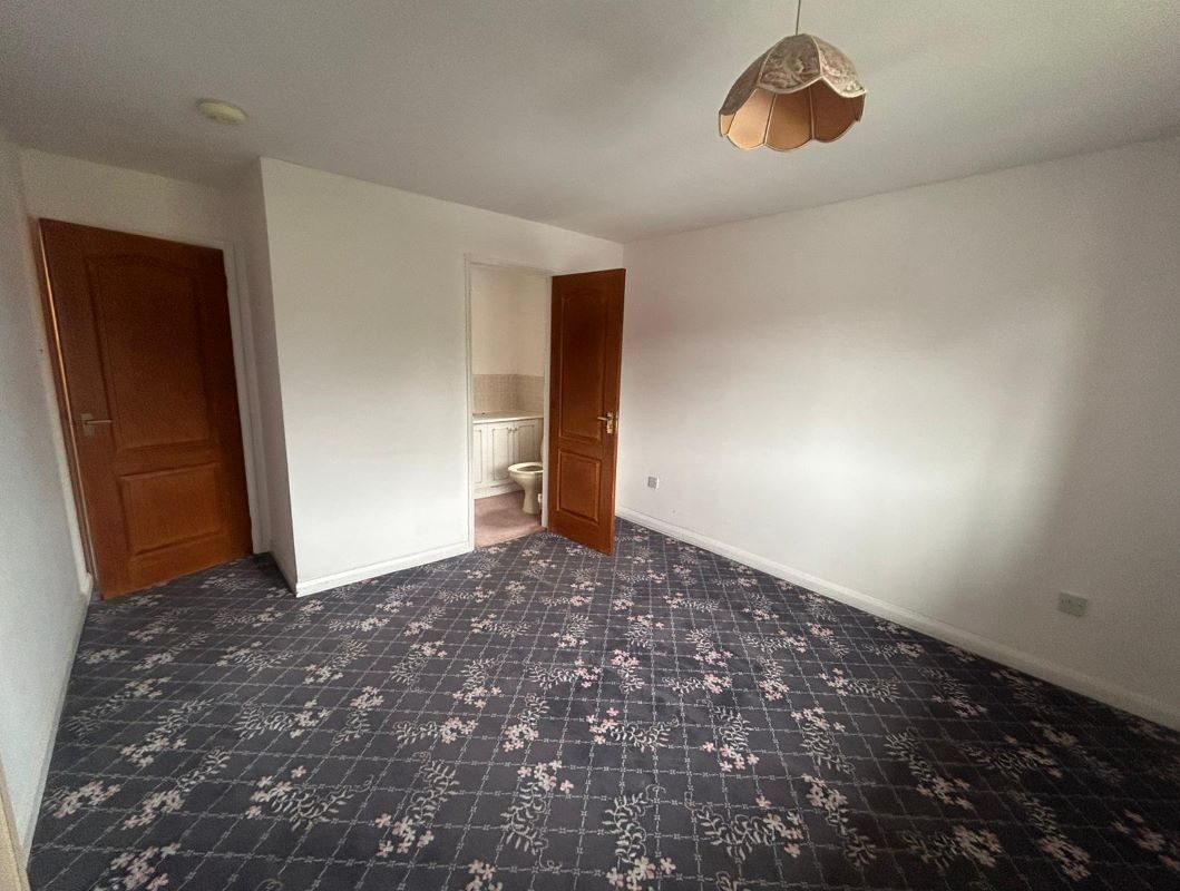 Lot 45 Porterhouse Road, Ripley, Derbyshire, DE5 3FL Auction Lot £