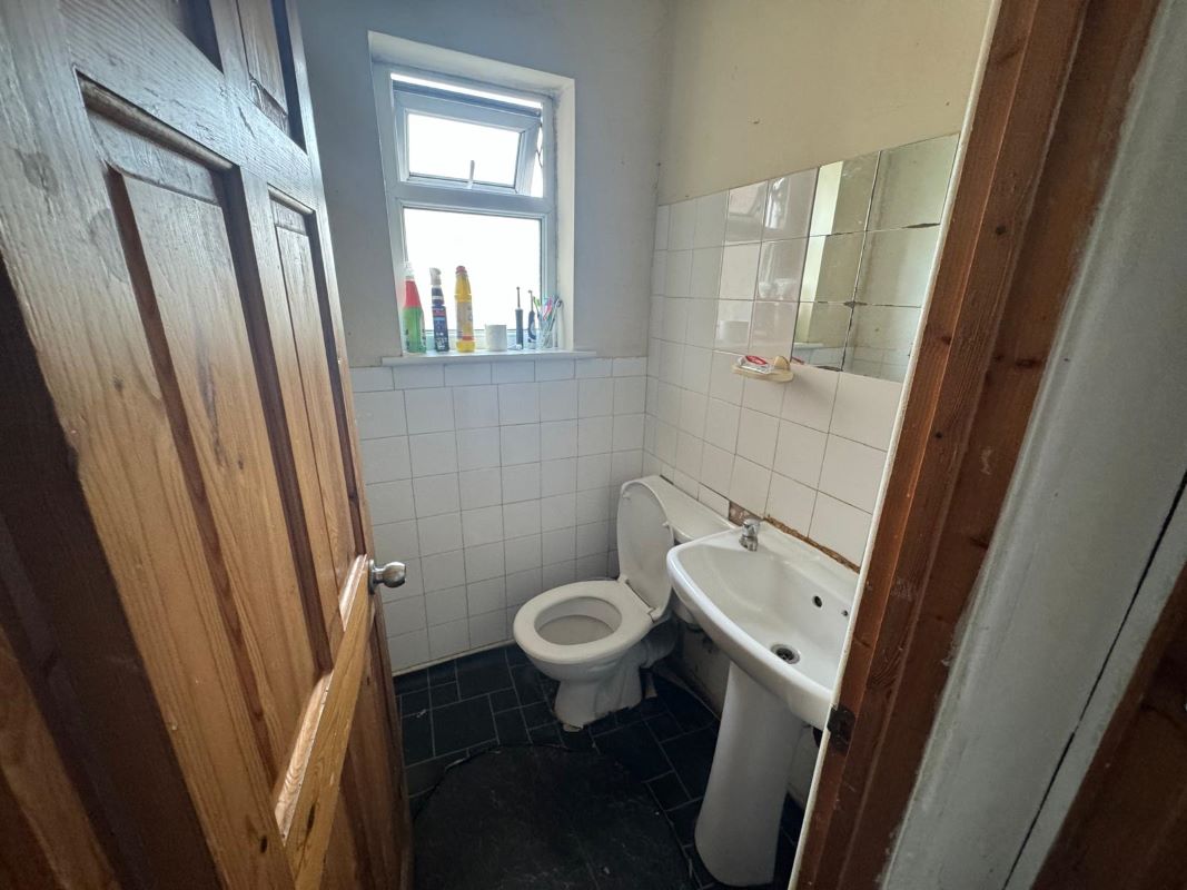 250 Alfreton Road, Nottingham, NG7 5LS