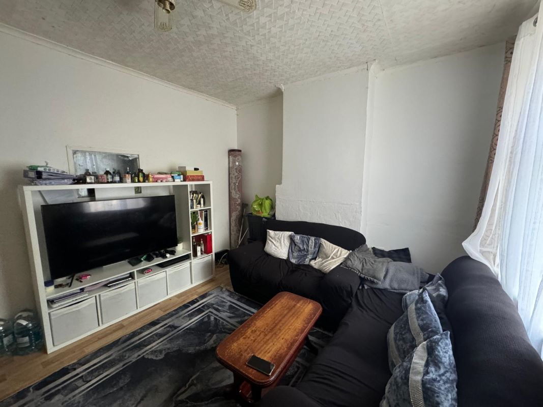 250 Alfreton Road, Nottingham, NG7 5LS