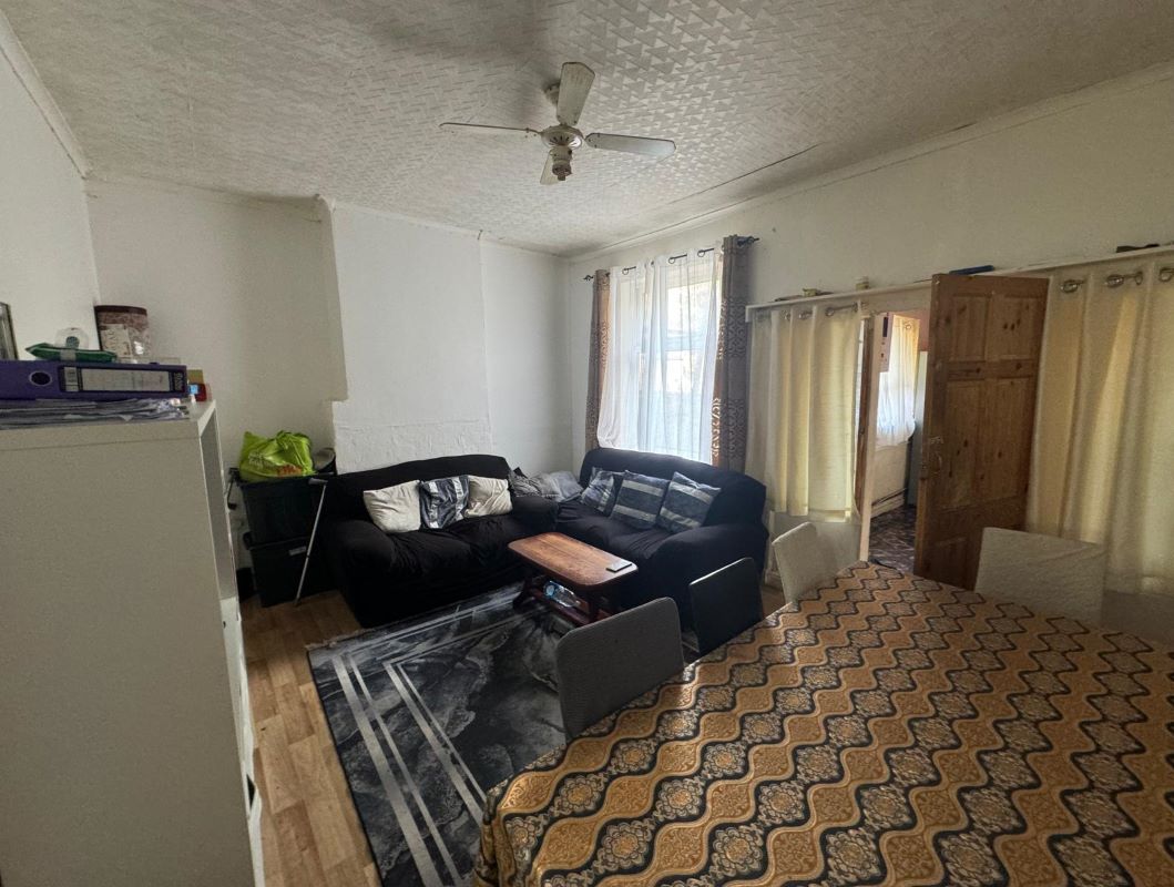 250 Alfreton Road, Nottingham, NG7 5LS
