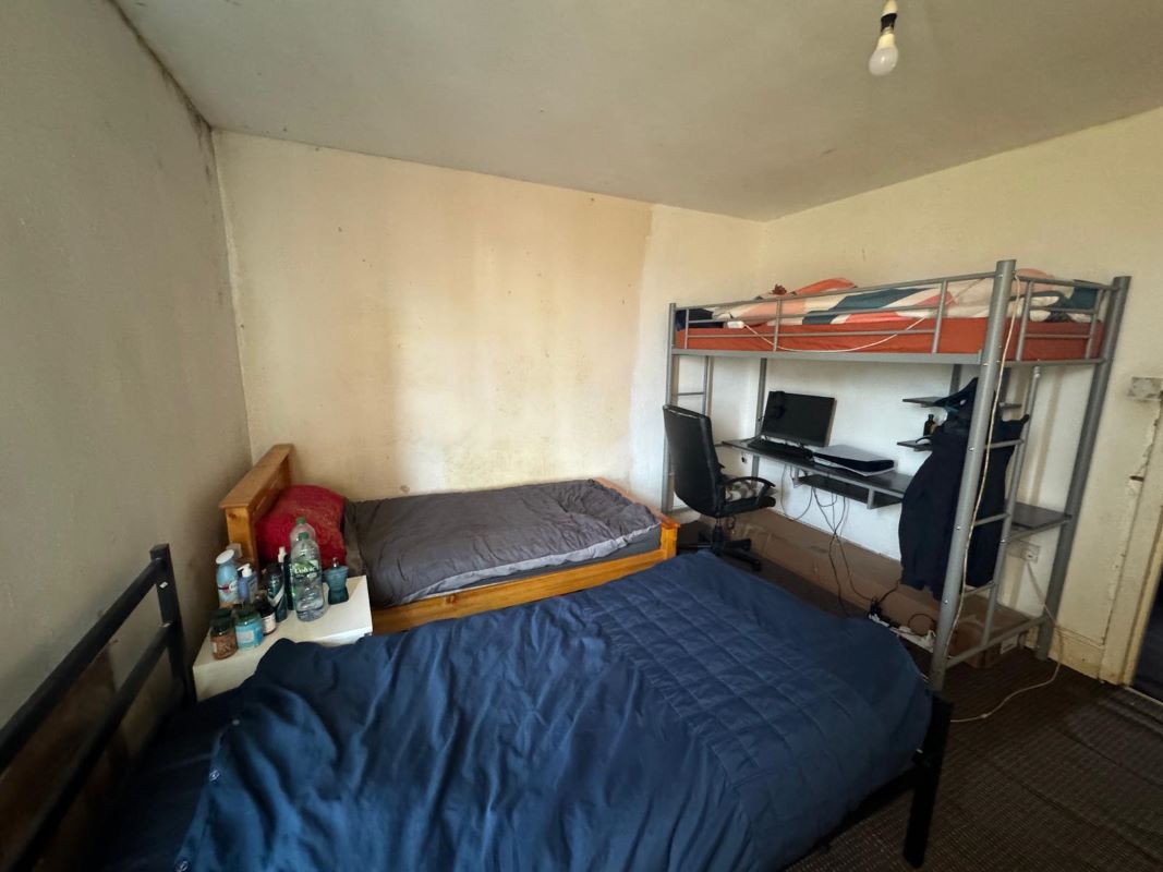 250 Alfreton Road, Nottingham, NG7 5LS