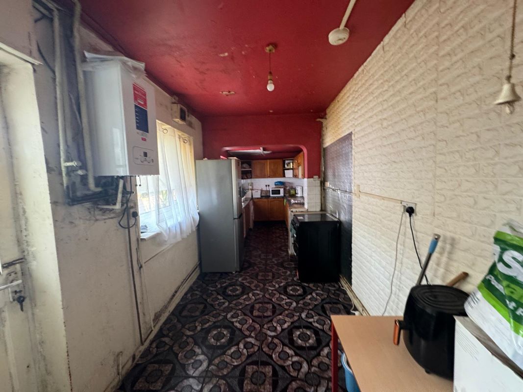 250 Alfreton Road, Nottingham, NG7 5LS