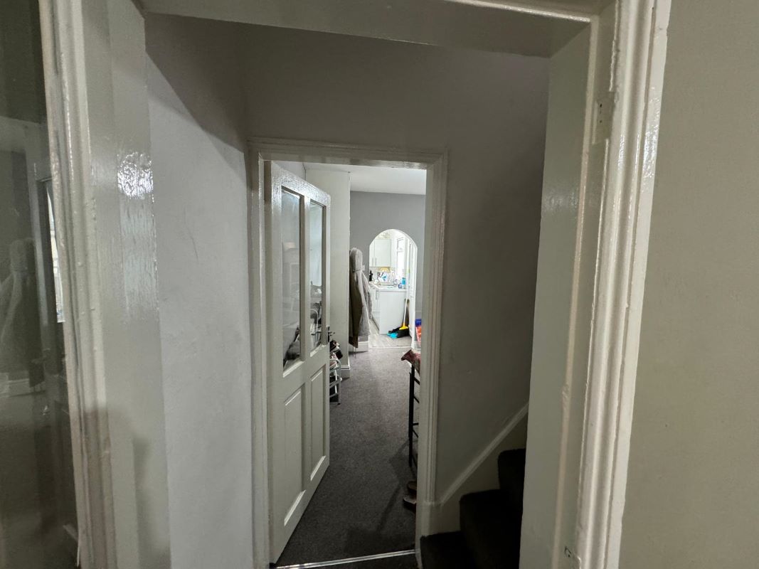48 Wimbourne Road, Nottingham, NG7 5PD