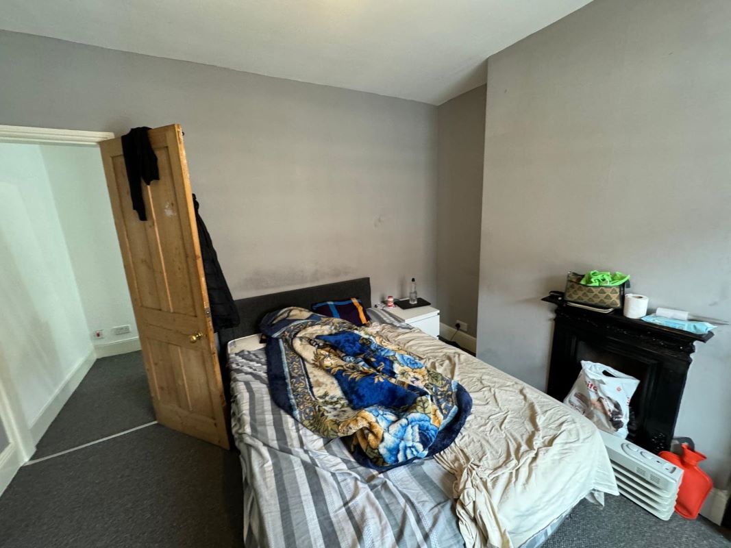 48 Wimbourne Road, Nottingham, NG7 5PD