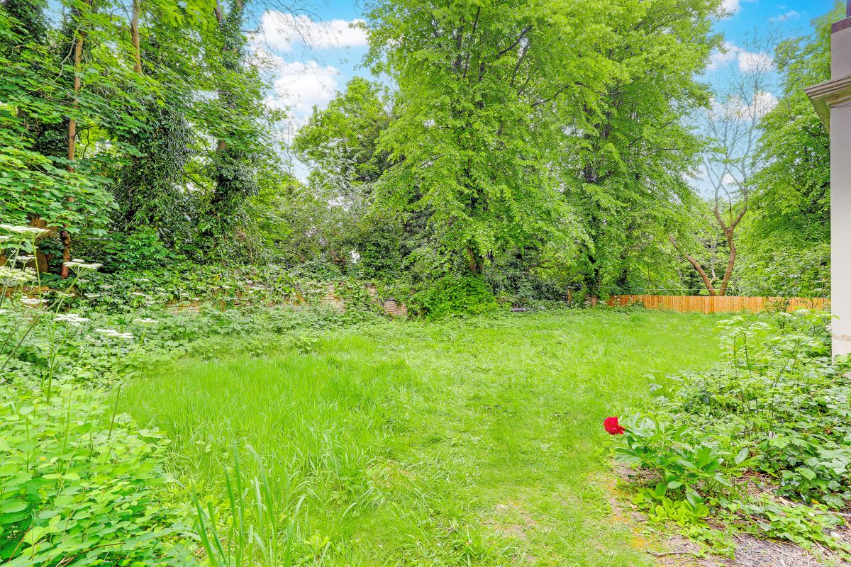 3 Elm Bank, Mapperley Park, Nottingham, NG3 5AJ