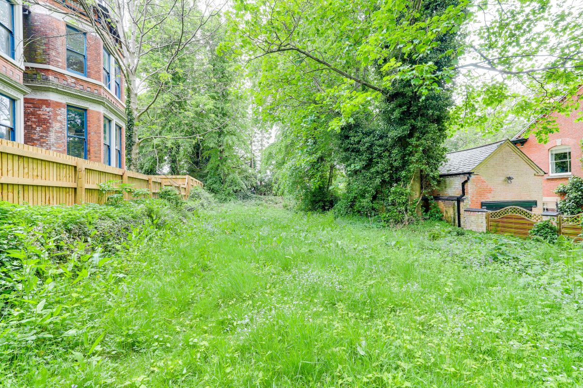 3 Elm Bank, Mapperley Park, Nottingham, NG3 5AJ