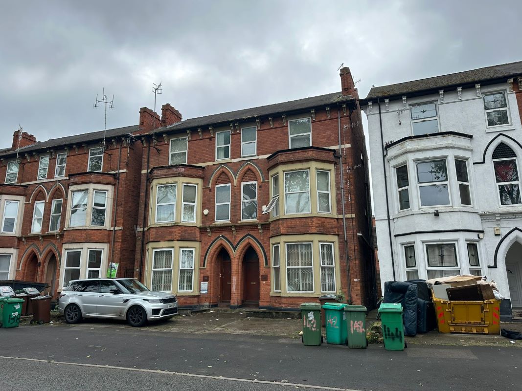 142 Gregory Boulevard, Nottingham, NG7 5JE