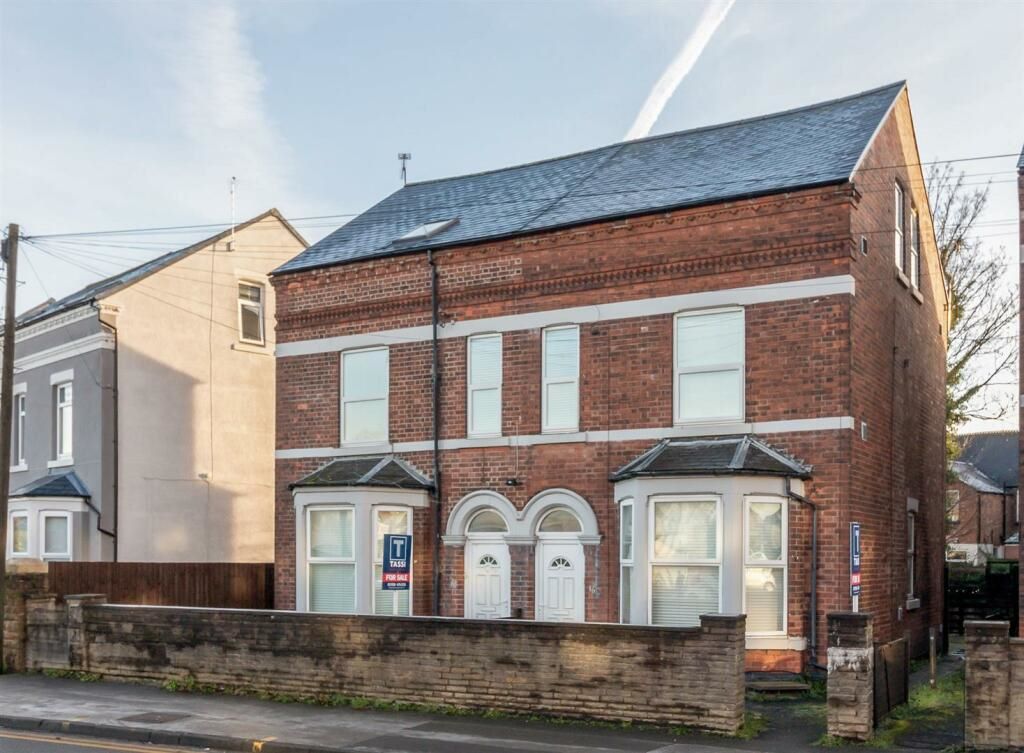 16 Radcliffe Road, West Bridgford, Nottingham, NG2 5FW