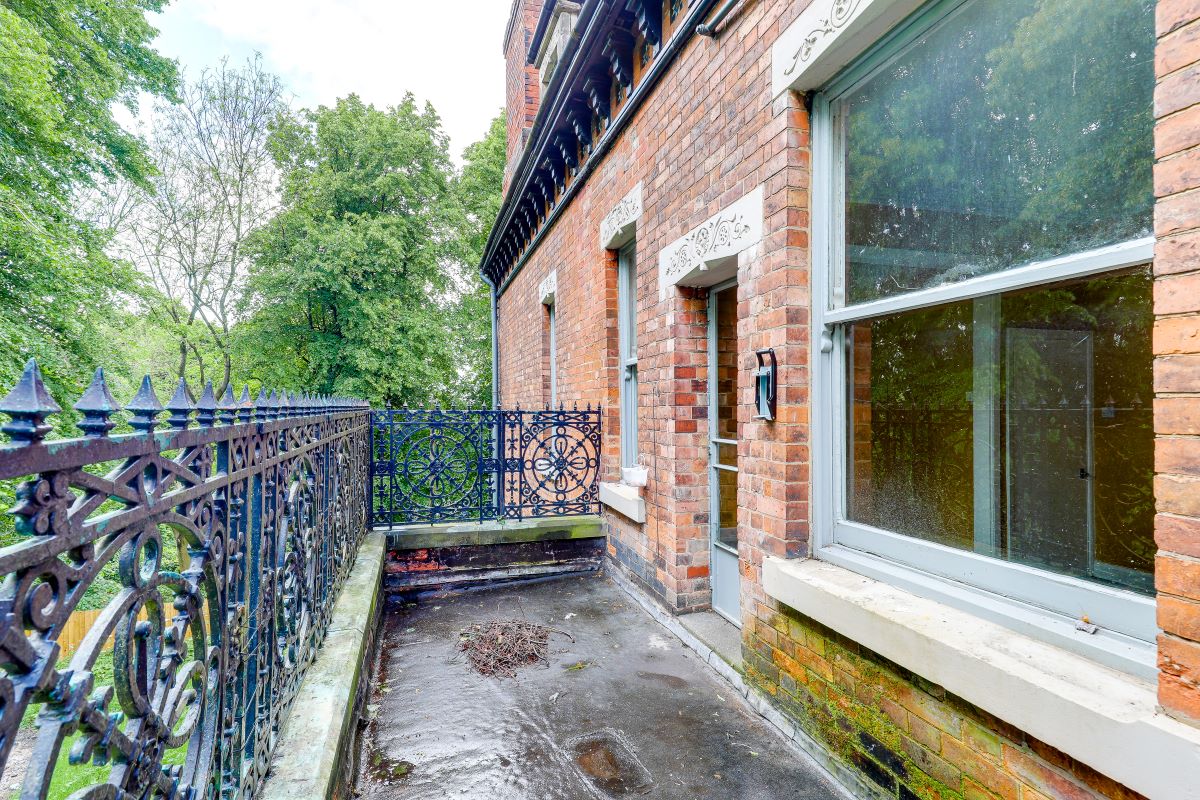 3 Elm Bank, Mapperley Park, Nottingham, NG3 5AJ