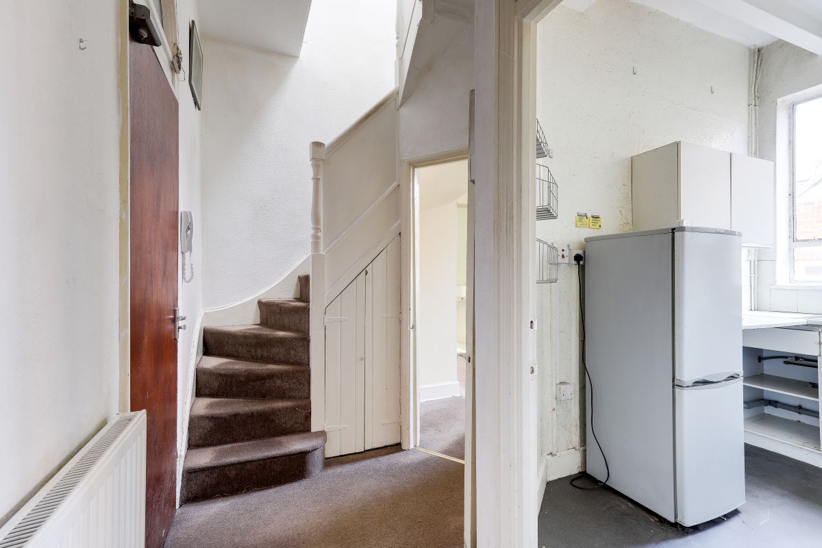 3 Elm Bank, Mapperley Park, Nottingham, NG3 5AJ