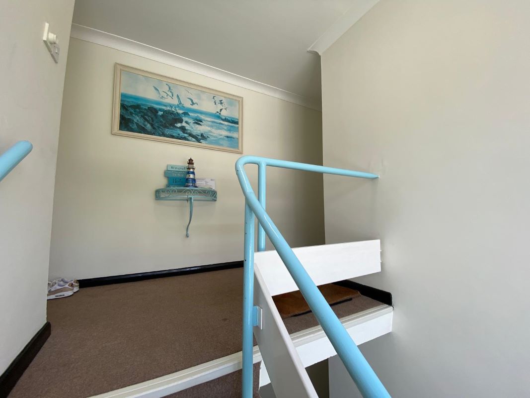 Flat 9 Harbour View Court, Queens Avenue, Christchurch, Dorset, BH23 1DD