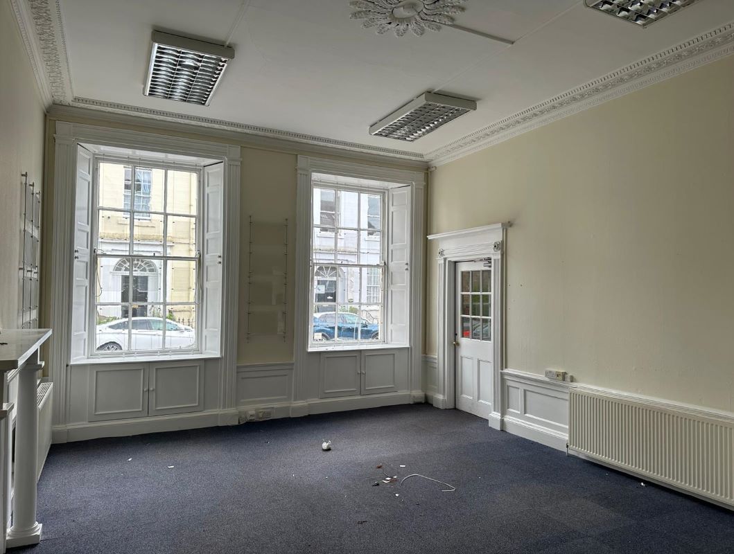 28 Castle Street, Dumfries, Dumfriesshire, DG1 1DG