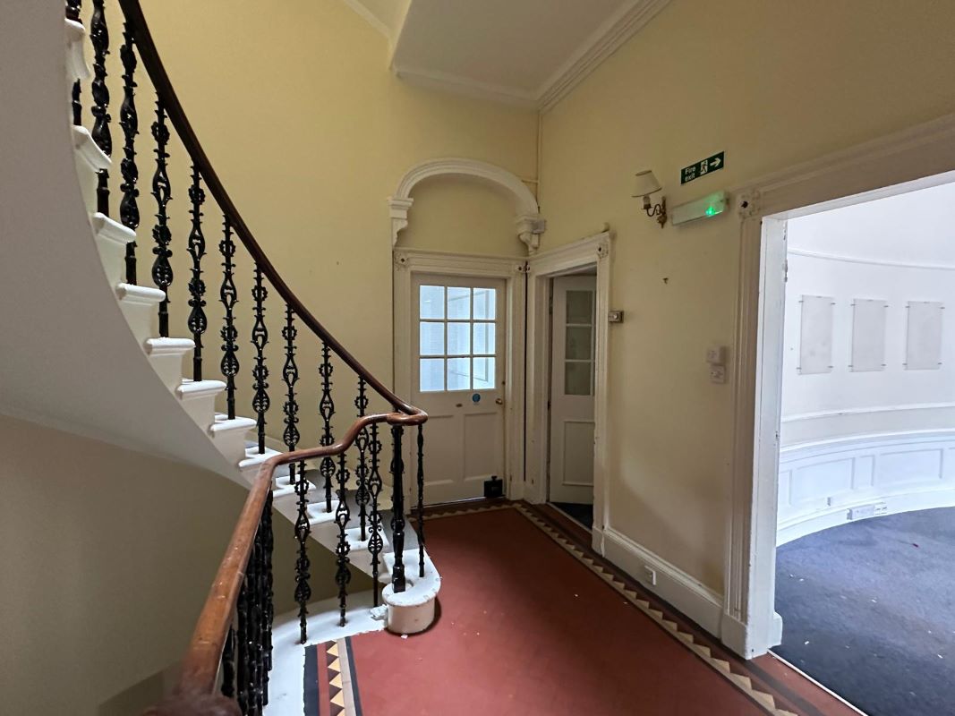 28 Castle Street, Dumfries, Dumfriesshire, DG1 1DG