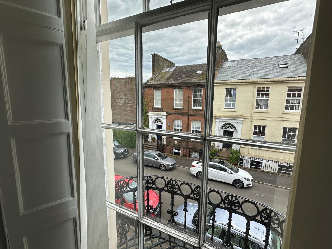 28 Castle Street, Dumfries, Dumfriesshire, DG1 1DG