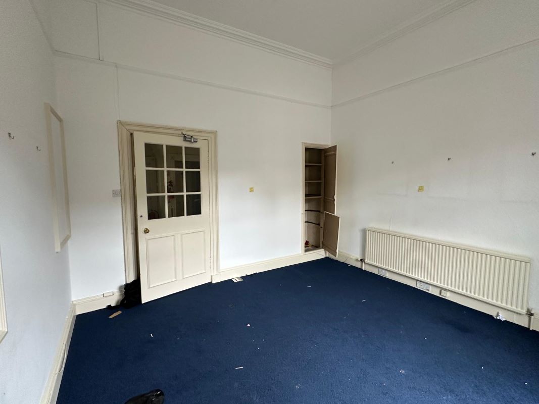 28 Castle Street, Dumfries, Dumfriesshire, DG1 1DG