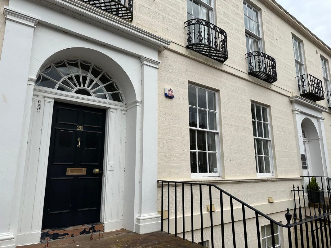 28 Castle Street, Dumfries, Dumfriesshire, DG1 1DG