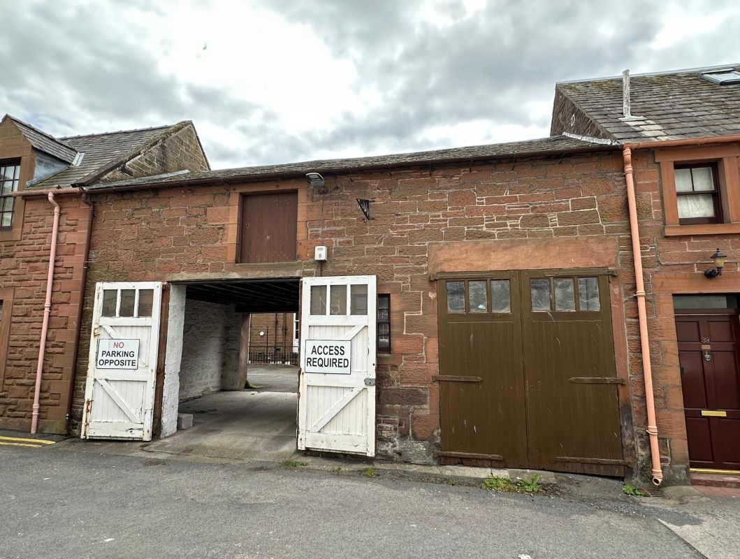 28 Castle Street, Dumfries, Dumfriesshire, DG1 1DG