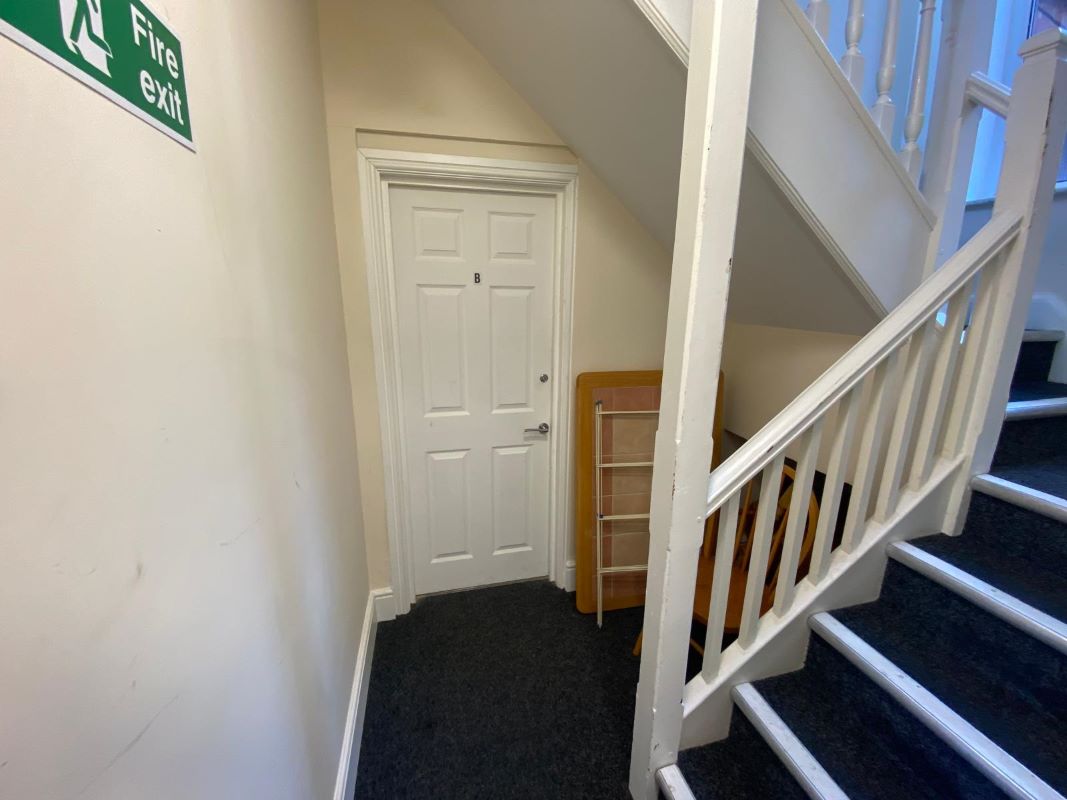 22 Albert Street & Flats 1-3 Mercia House, Mansfield, NG18 1EB
