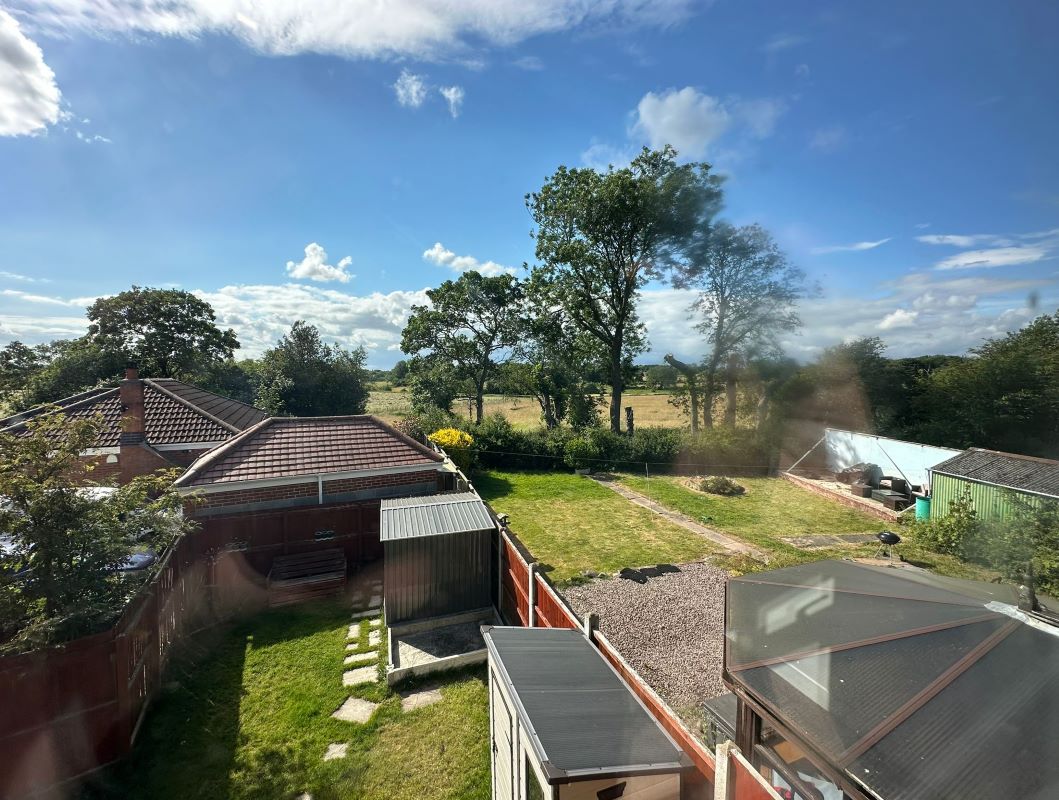 41 Norris Hill, Moira, Derbyshire, DE12 6ER