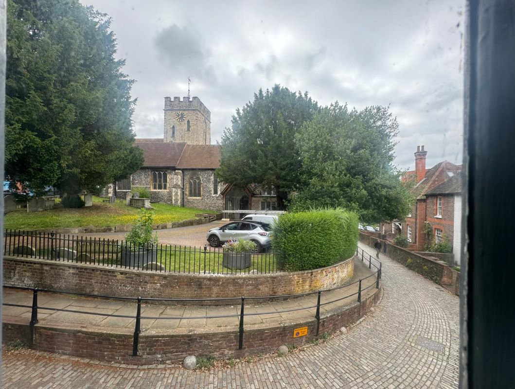 3 Mill House Apartments, 1 Mill Lane, Guildford, Surrey, GU1 3XX
