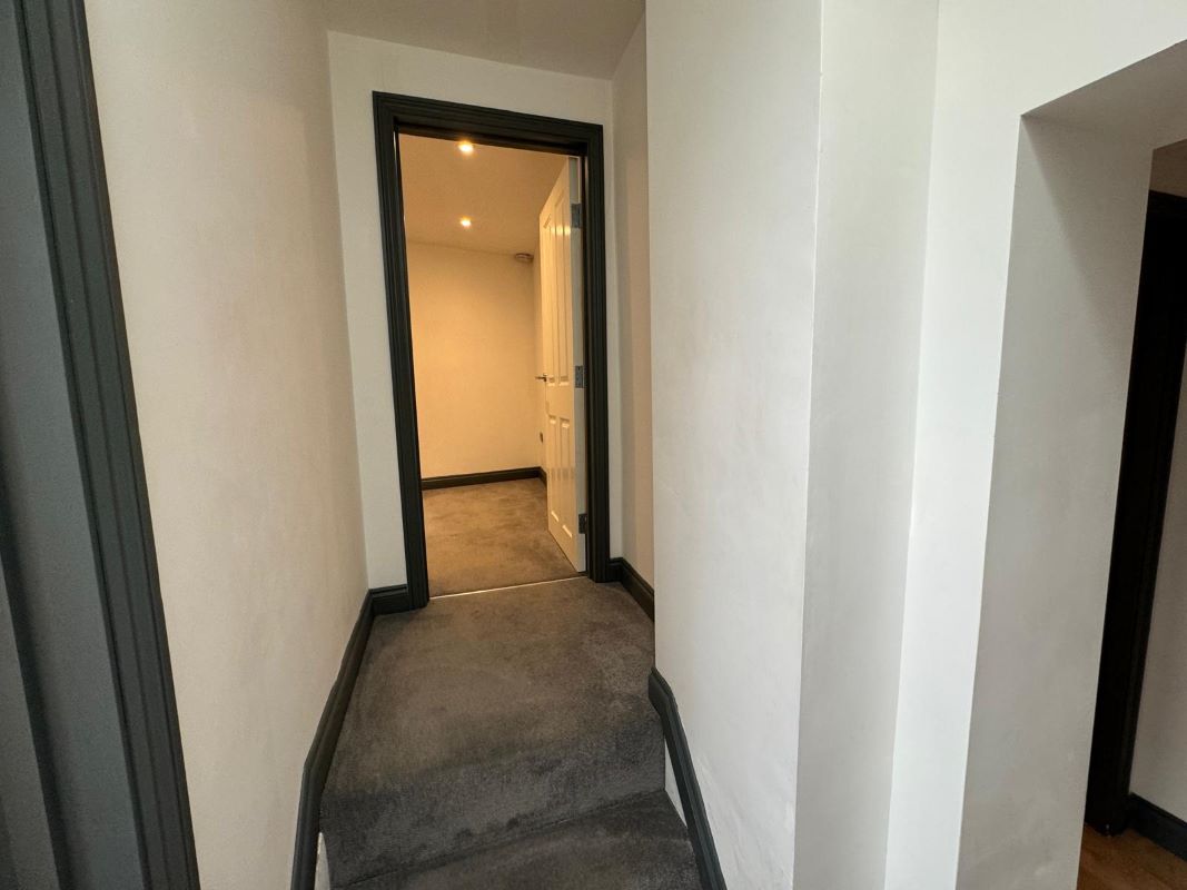3 Mill House Apartments, 1 Mill Lane, Guildford, Surrey, GU1 3XX