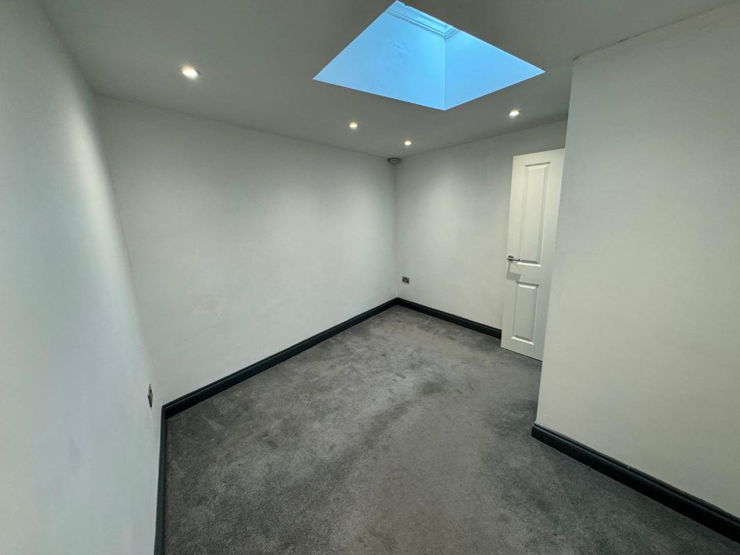 3 Mill House Apartments, 1 Mill Lane, Guildford, Surrey, GU1 3XX