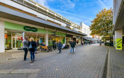 9-9B Packers Row, Chesterfield, Derbyshire, S40 1RB