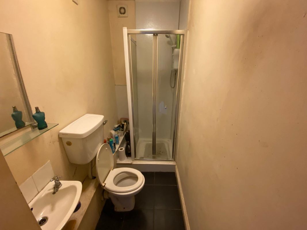 80 Victoria Road, Netherfield, Nottingham, NG4 2HG