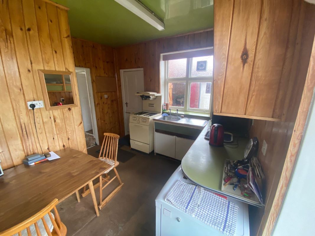 5 Ellesmere Road, Forest Town, Mansfield, NG19 0EG