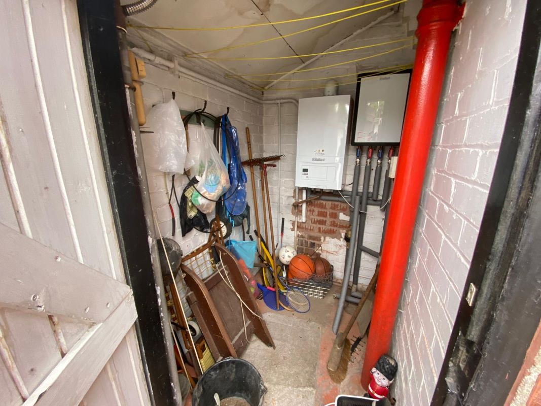 5 Ellesmere Road, Forest Town, Mansfield, NG19 0EG