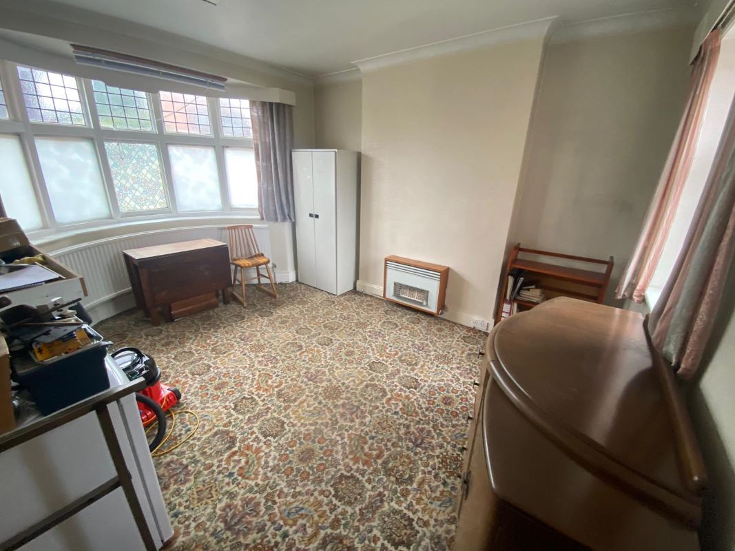5 Ellesmere Road, Forest Town, Mansfield, NG19 0EG
