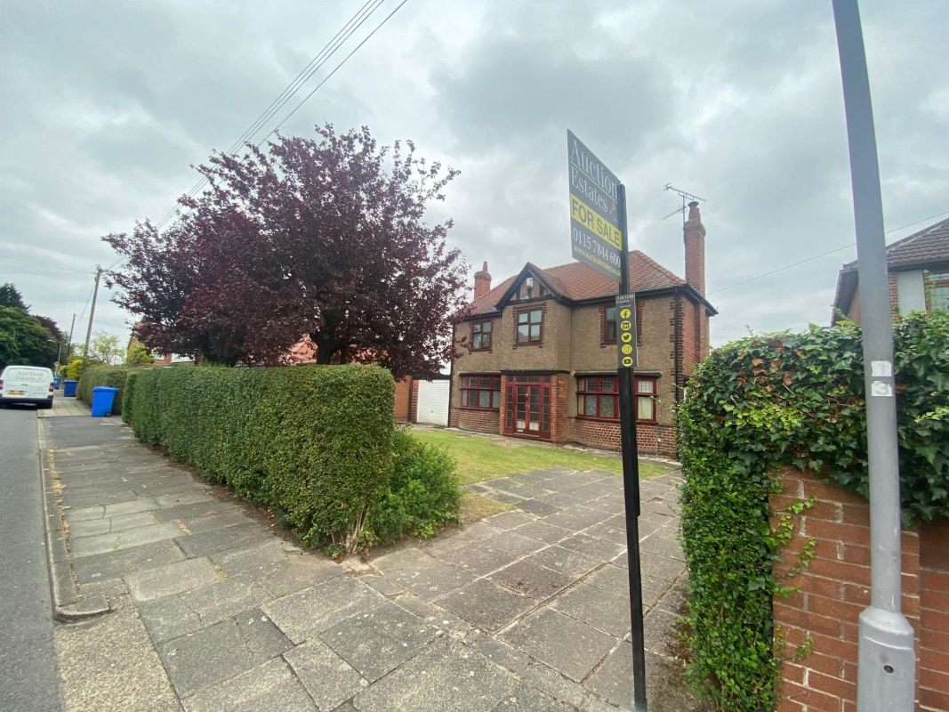 5 Ellesmere Road, Forest Town, Mansfield, NG19 0EG