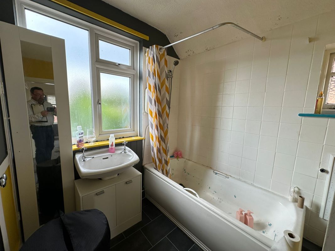 247 Cavendish Road, Carlton, Nottingham, NG4 3SA