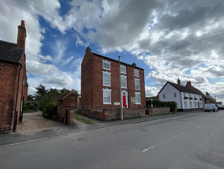 19-21 Main Street, Keyworth, Nottingham, NG12 5AA