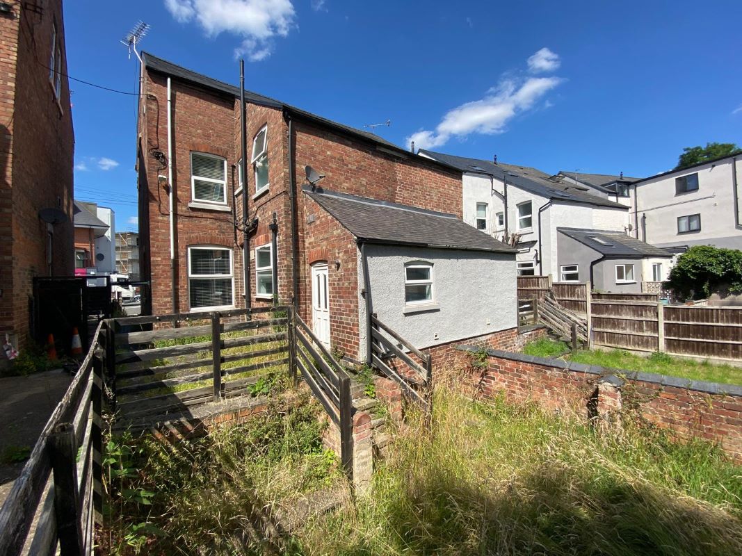 16 Radcliffe Road, West Bridgford, Nottingham, NG2 5FW