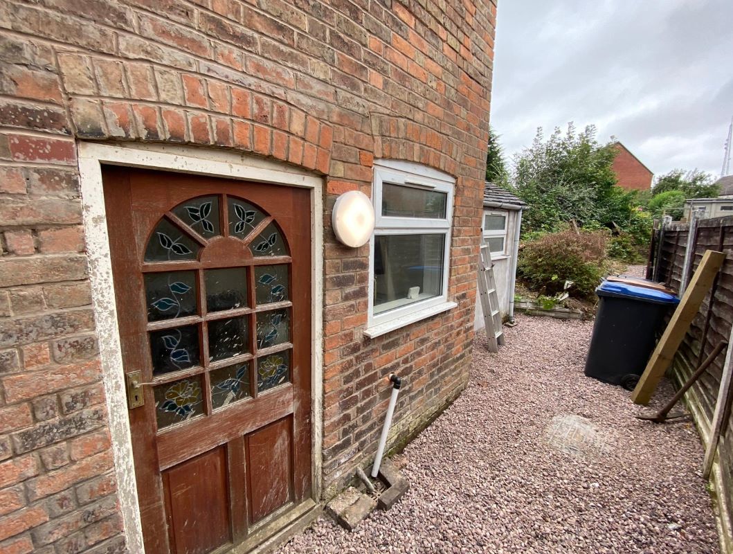 43 Holliers Walk, Hinkley, LE10 1QW