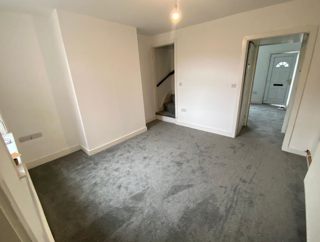 43 Holliers Walk, Hinkley, LE10 1QW