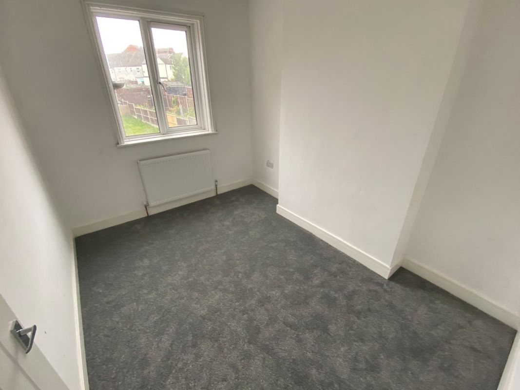 43 Holliers Walk, Hinkley, LE10 1QW