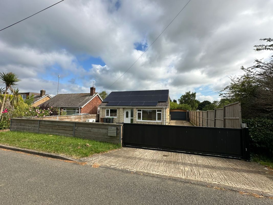 5 Welbourn Road, Brant Broughton, Lincolnshire, LN5 0SP