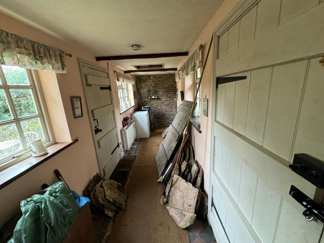 Old Hall Cottage, Old Hall Lane, Whitwell, Worksop, Nottinghamshire, S80 4QX