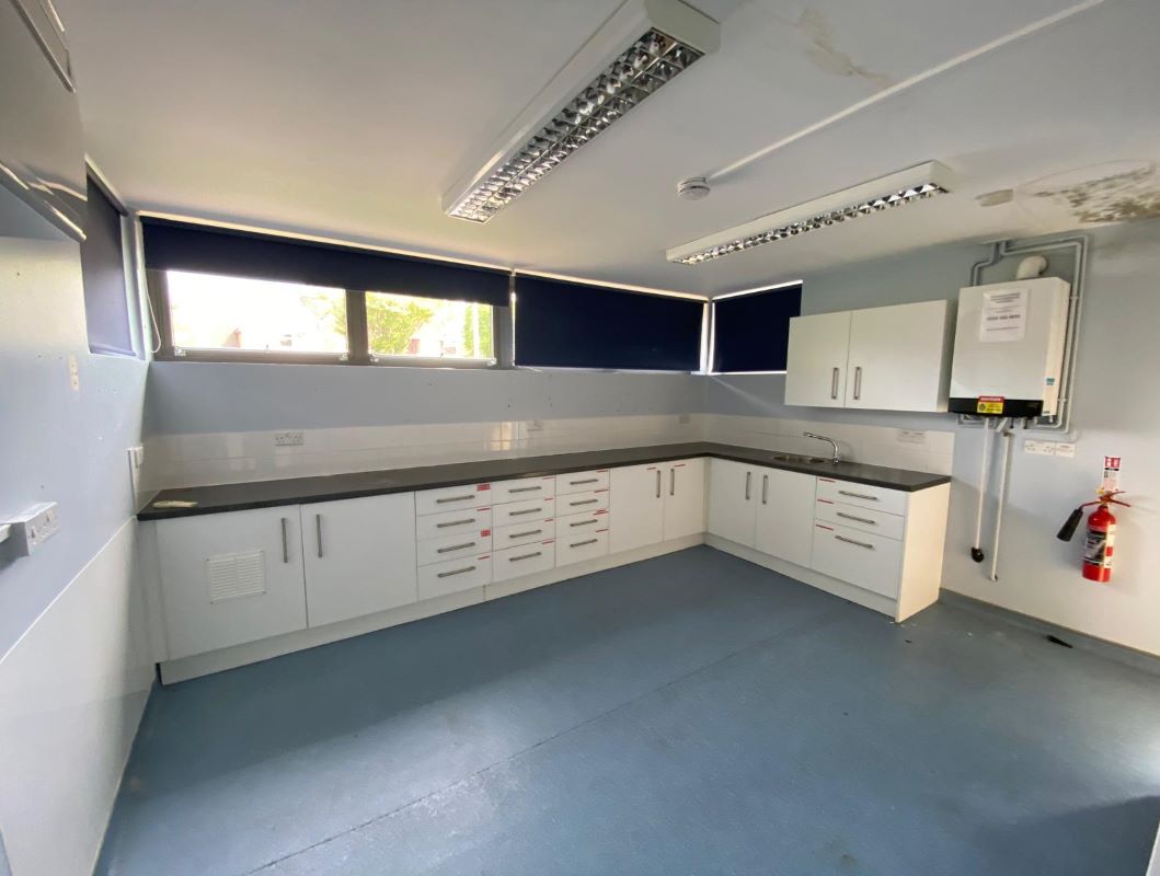 11 Haddon Crescent & 70 Attenborough Lane, Chilwell, Nottingham, NG9 5JW