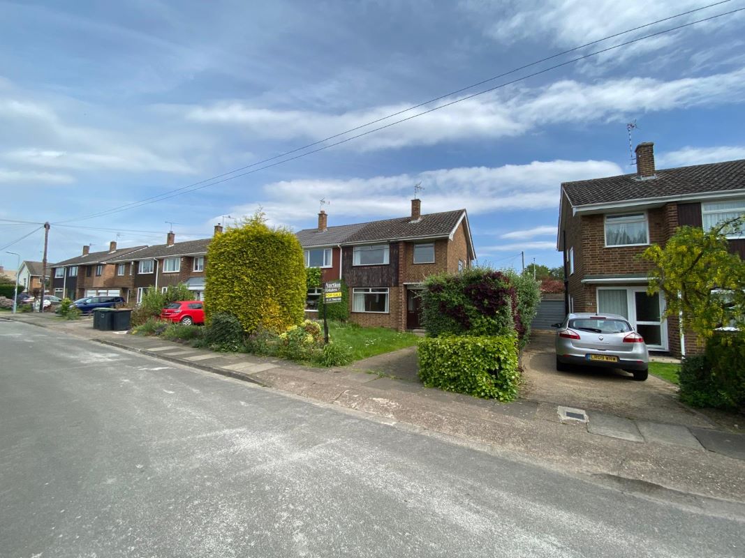 11 Haddon Crescent & 70 Attenborough Lane, Chilwell, Nottingham, NG9 5JW