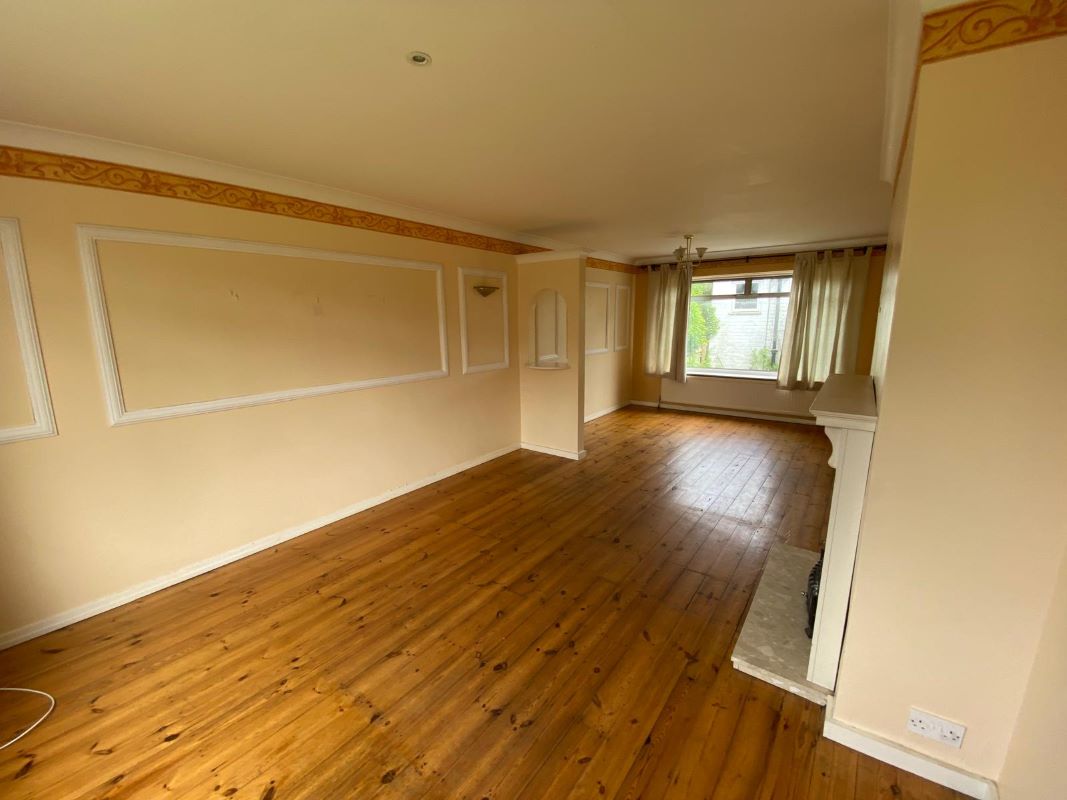 11 Haddon Crescent & 70 Attenborough Lane, Chilwell, Nottingham, NG9 5JW