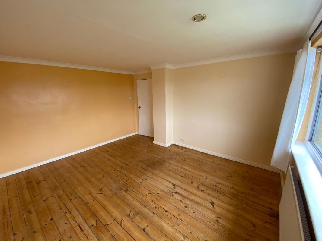 11 Haddon Crescent & 70 Attenborough Lane, Chilwell, Nottingham, NG9 5JW