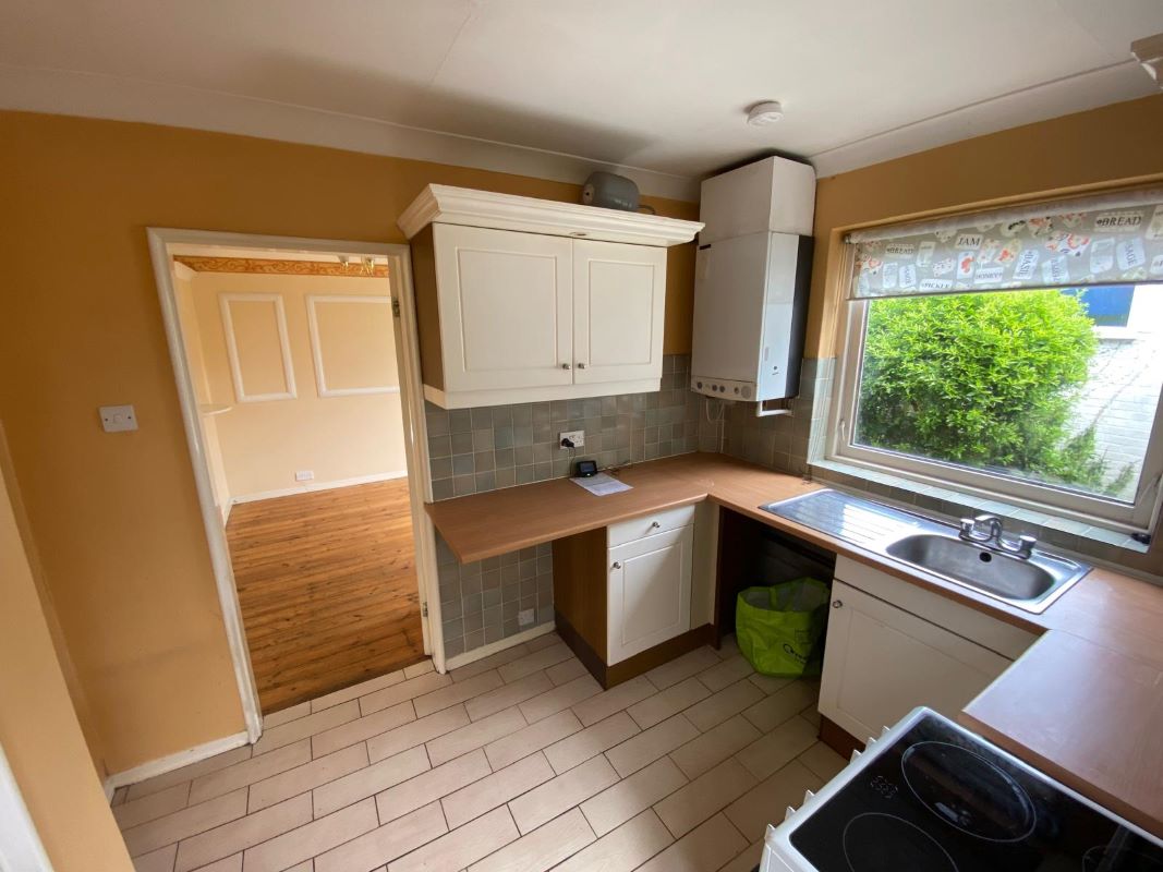 11 Haddon Crescent & 70 Attenborough Lane, Chilwell, Nottingham, NG9 5JW